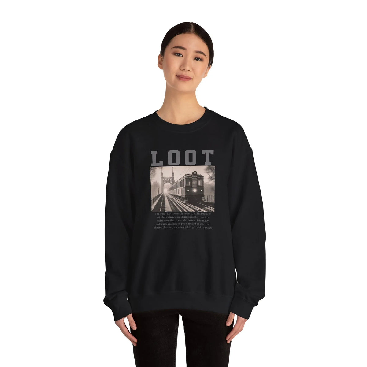 "LOOT STATION" - Sweatshirt - L0OT
